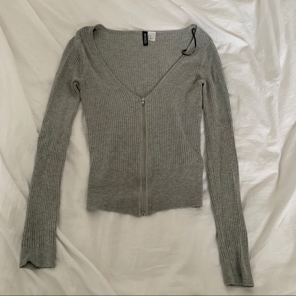 2 for $20 H&M Divided Gray V-Neck Zipper Sweater
